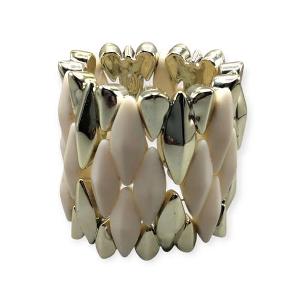 Bracelet. B6