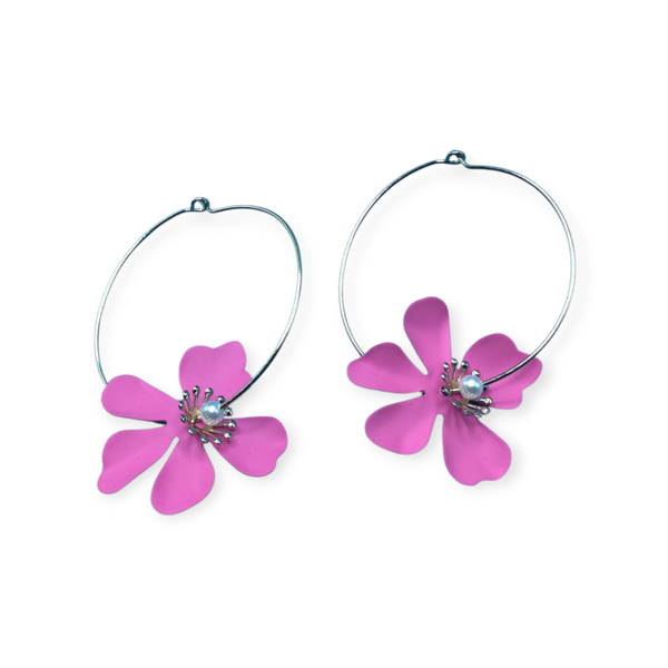 Earrings. E74