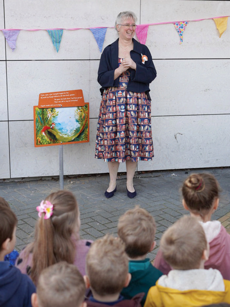 copyright-august-en-suus-opening-verhalenpad-bibliotheek-doetinchem-2026-8-prot-standard.png
