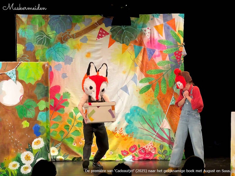 copyright-maskermeiden-cadeautje-august-en-suus-voorstelling-2025-7-standard.jpg