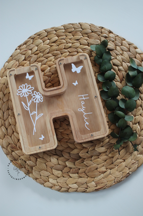 Buchstabenspardose aus Holz