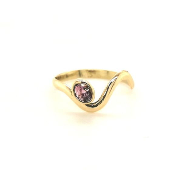Lustrous wave Ring