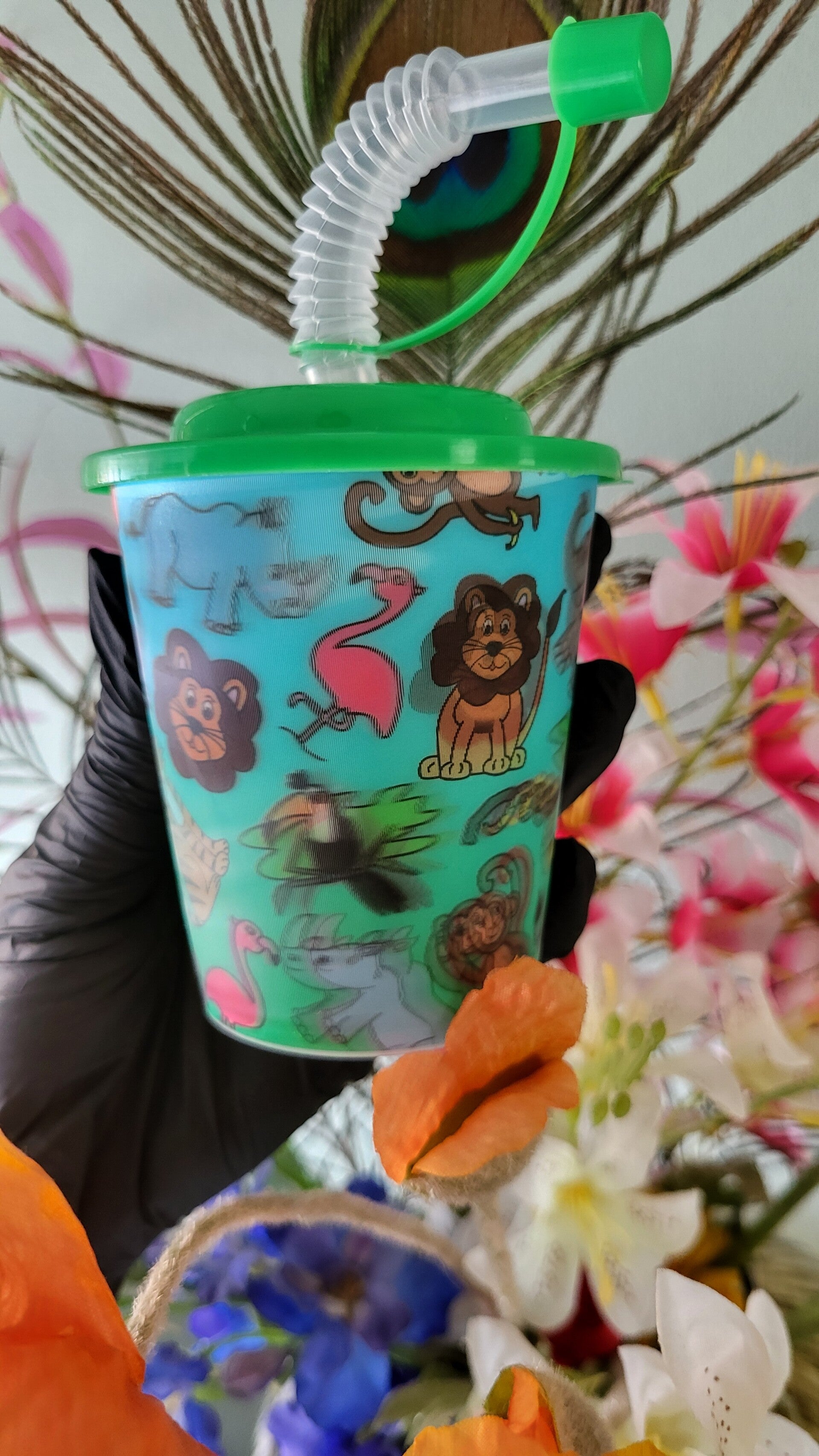 Gave 3D beker in jungle thema met rietje