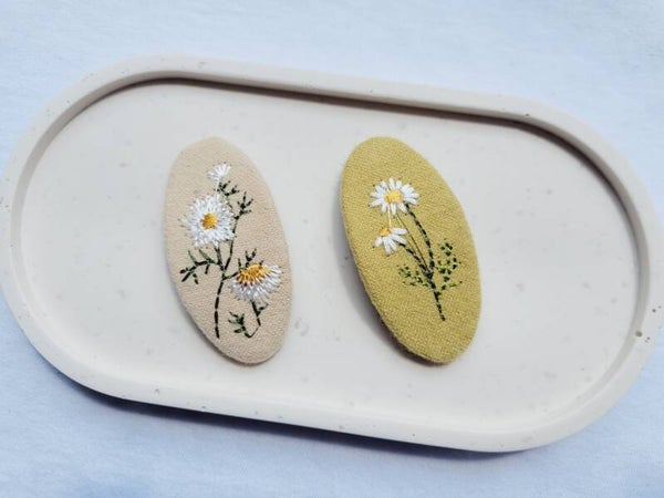 Iris (Kumi Boutique)