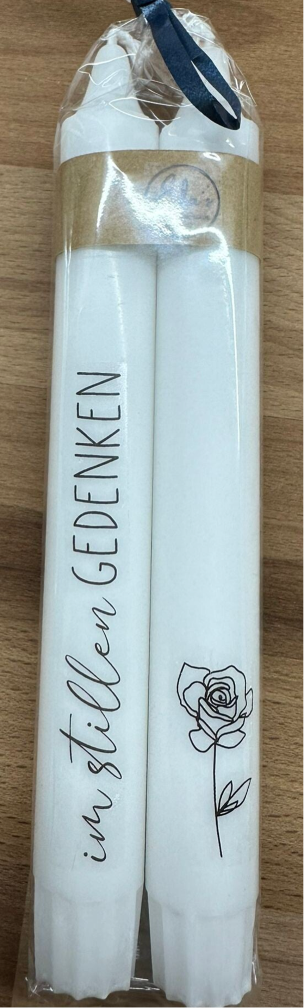 Kerzen in stillen Gedenken/Rose