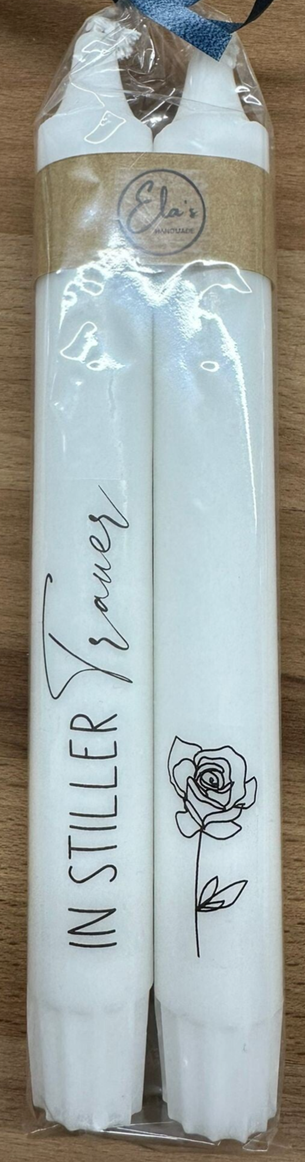 Kerzen in stiller Trauer/Rose