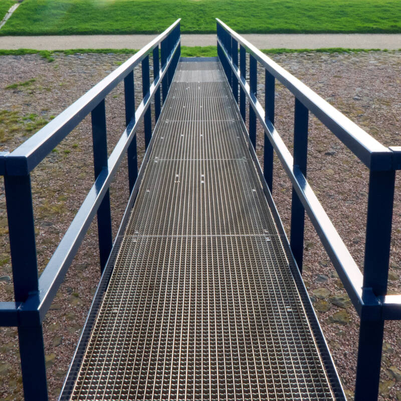 p1000684-standard.jpg
