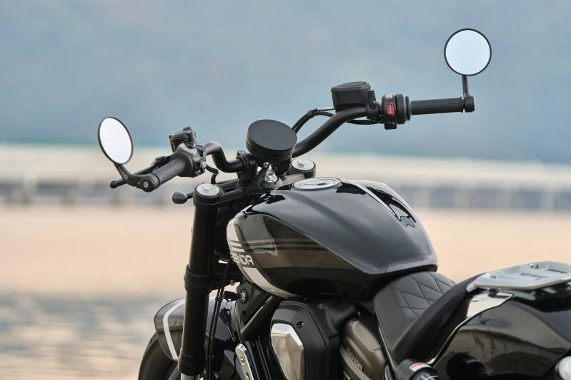 sss02368-standard.jpg