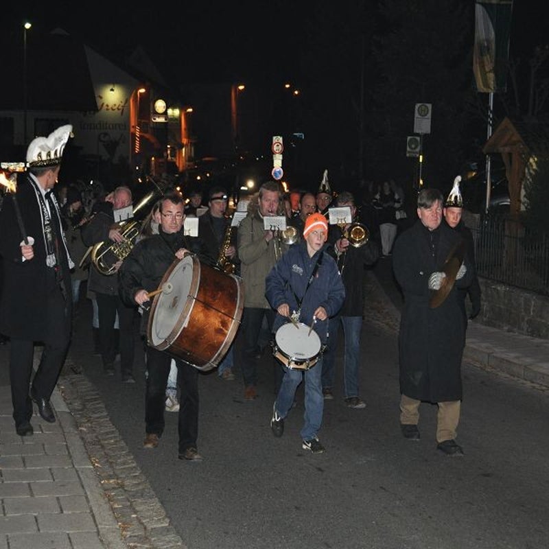 erffnungfasching3jpg.jpg