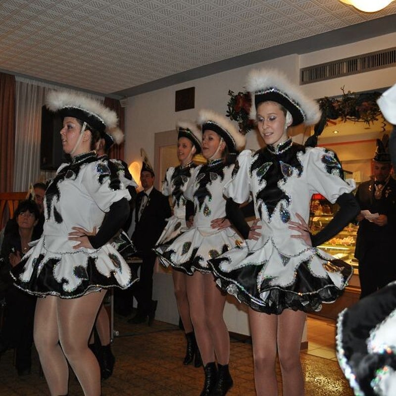 erffnungfasching41jpg.jpg
