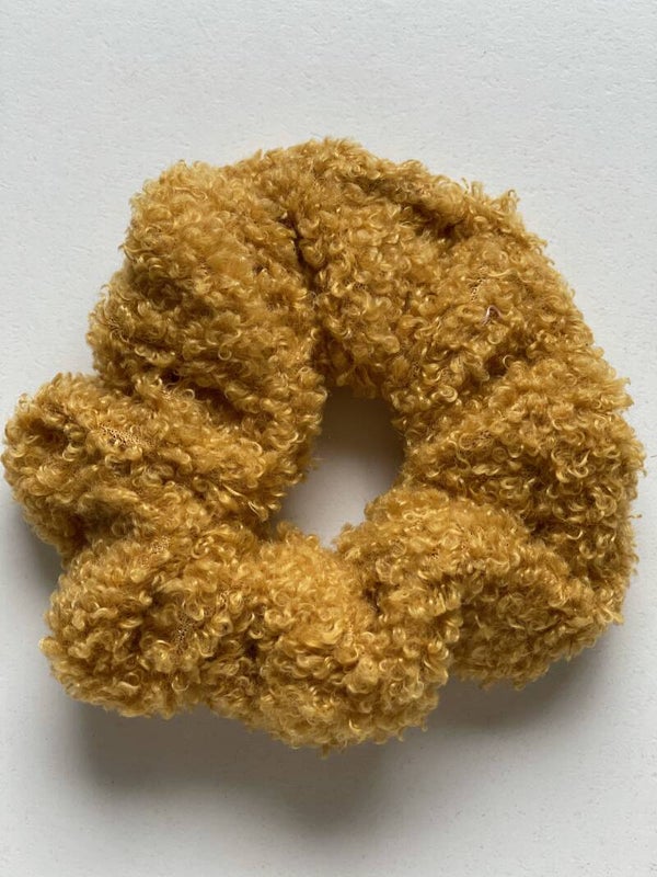 scruncie - oker geel