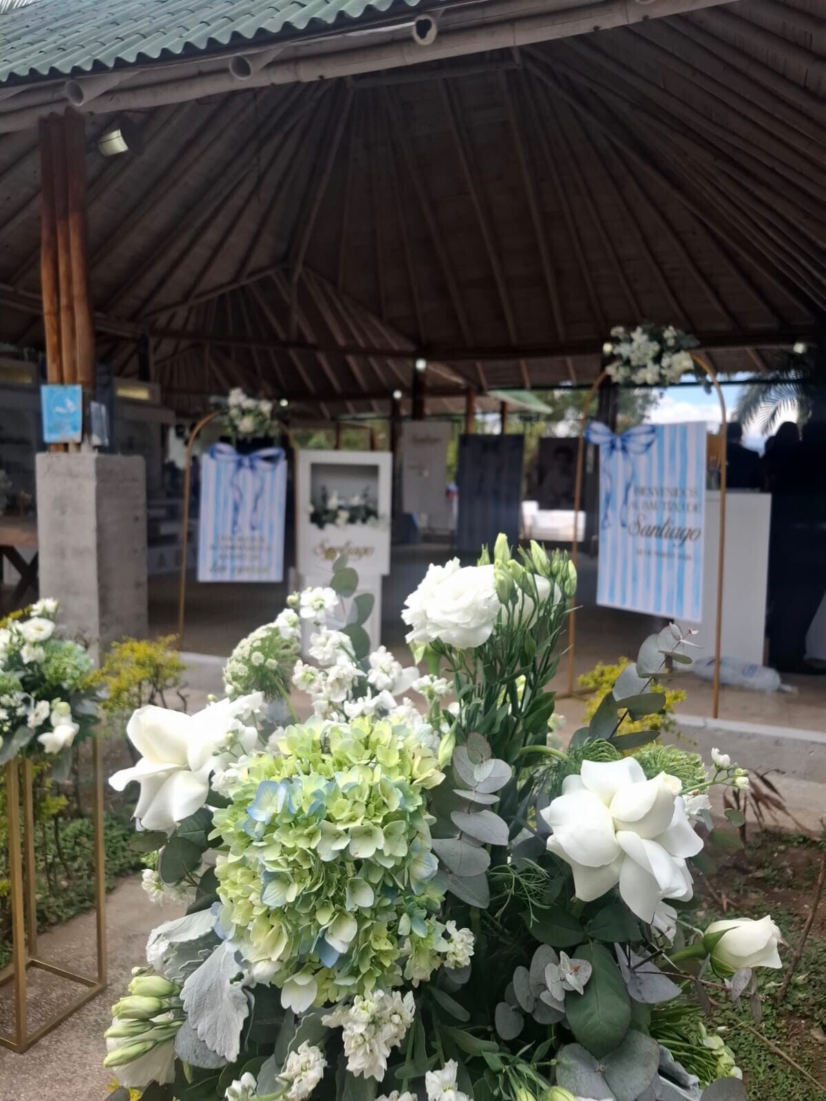 Producción audiovisual y diseño de iluminación ambiental para eventos sociales exclusivos en Xalapa.