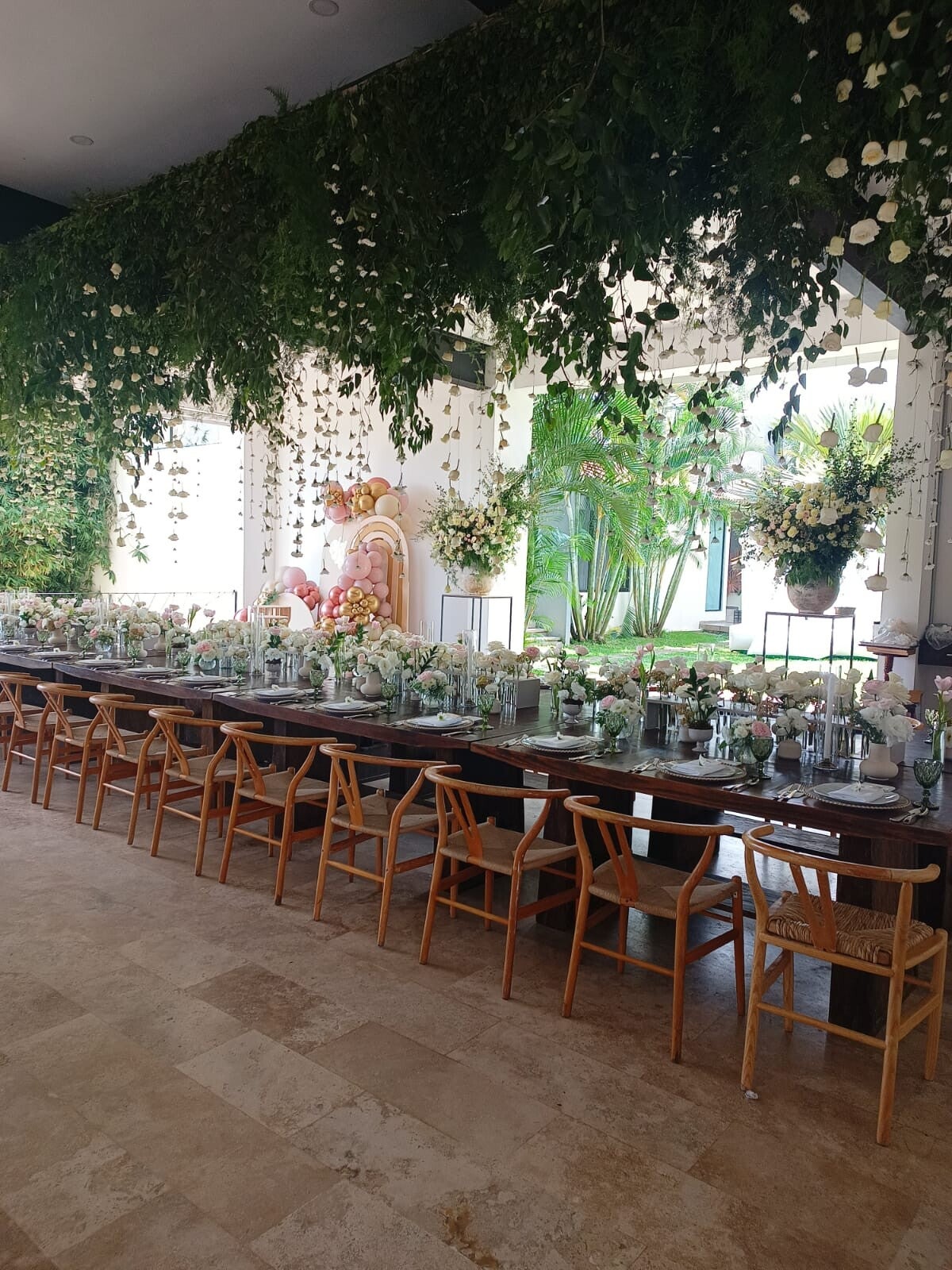 Servicio de meseros profesional y catering de alta gama para banquetes sociales en Veracruz.