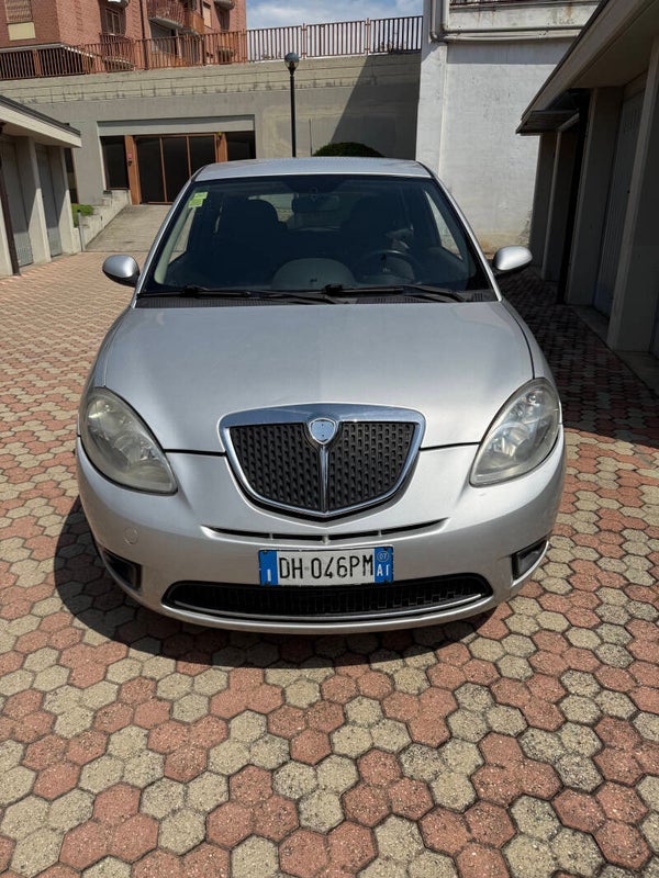 Lancia Ypsilon 2007 1.2 Benzina