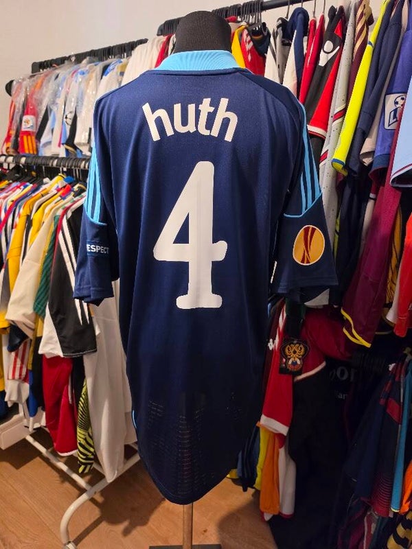 Stoke City – UEFA Europa League – Robert Huth #4 – Matchworn – 2011/12 – Gr. XL