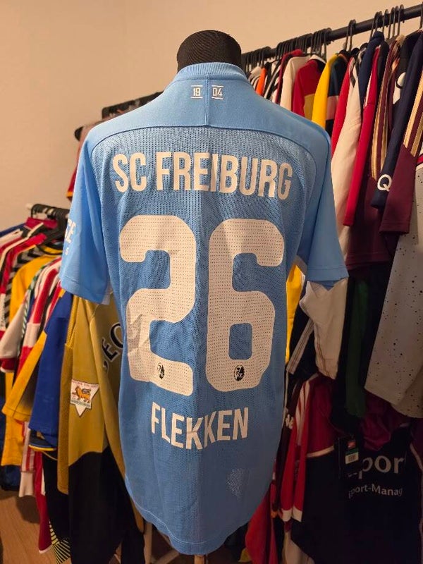 SC Freiburg – Bundesliga – Mark Flekken #26 – Player Version – 2021/22 – Gr. M