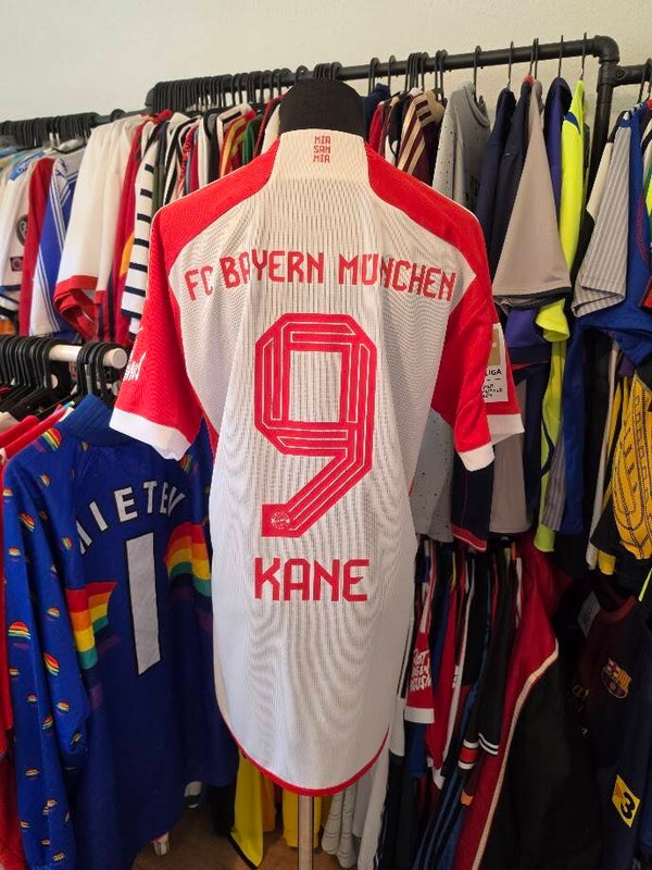 FC Bayern München – Bundesliga – Harry Kane #9 – 2023/24 – BNWT – Gr. M