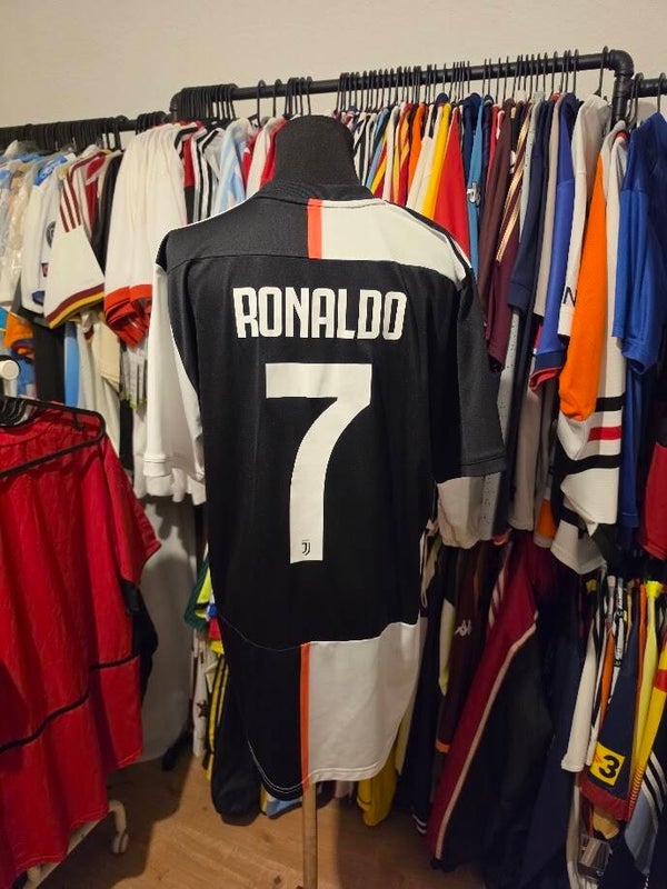 Juventus Turin – Serie A – Cristiano Ronaldo #7 – Heimtrikot – 2019/20 – Gr. XL