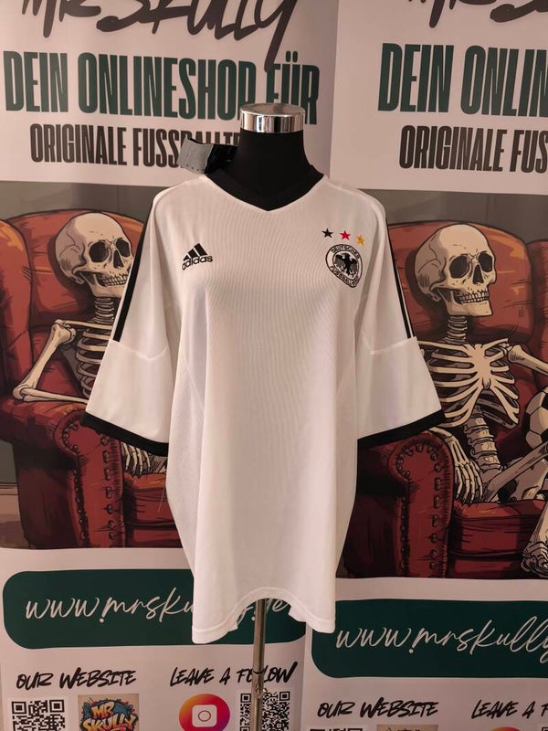 Deutschland Trikot 2002 Home BNWT