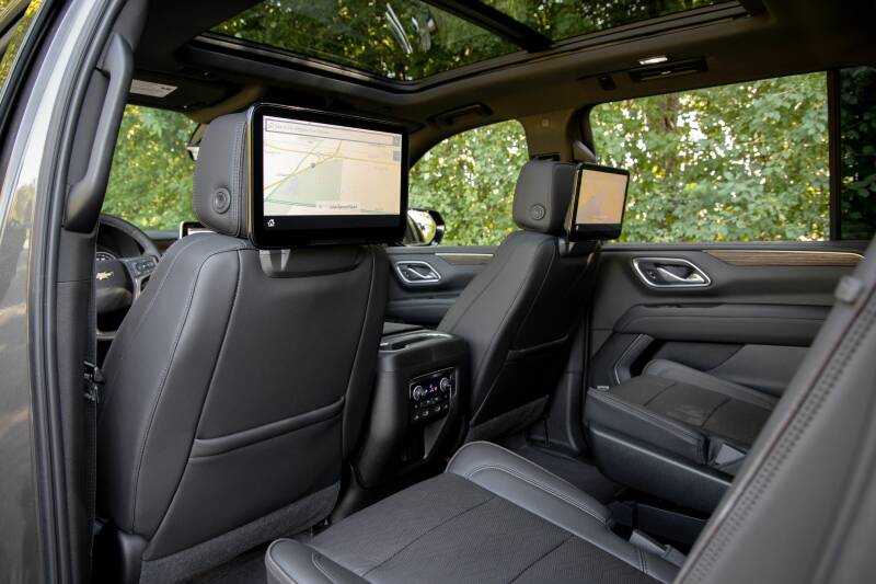 2021-chevrolet-suburban-high-country-119-1605203181.jpg