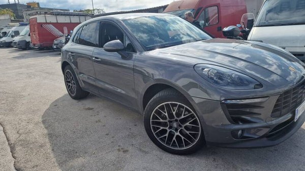 Porsche Macan – Grigio Scuro Metallizzato – Interni in Pelle – Ottime Condizioni