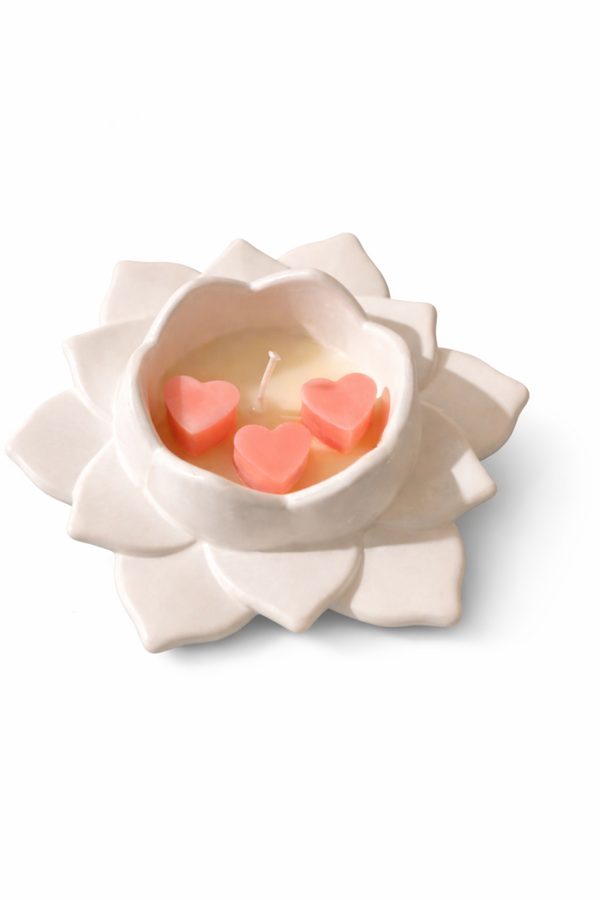 Flower Soy Candle with Heart Details -  Ylang, Rose, Vanilla & Bergamot