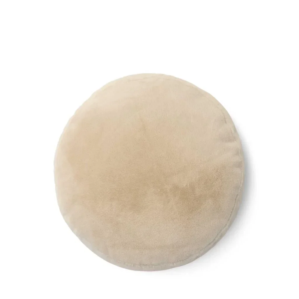 Furry Cushion Mads Oatmeal