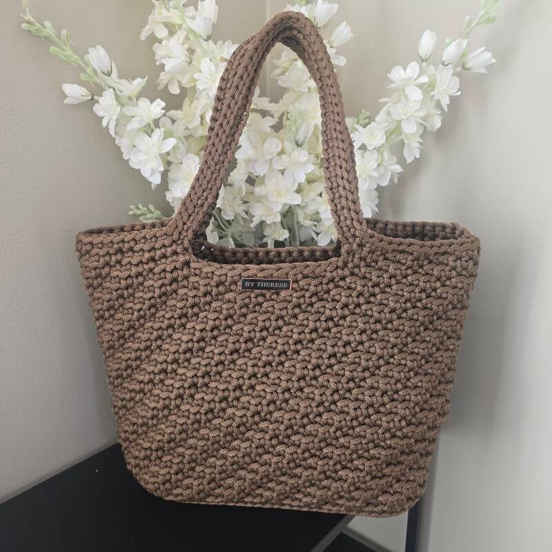 FORHÅNDSBESTILLING Signatur By Therese, Stor