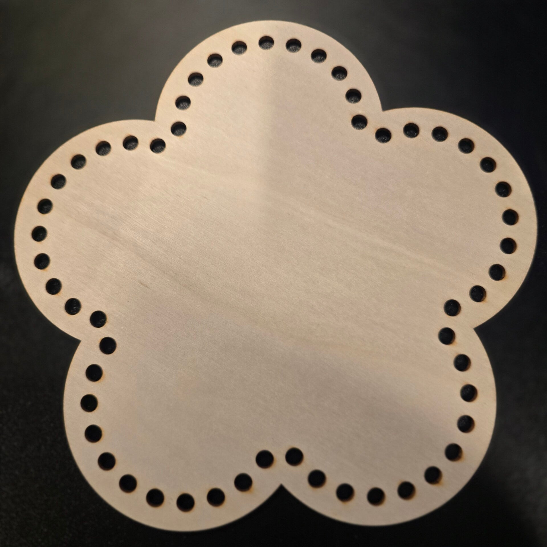 Kurvbunn blomsterformet