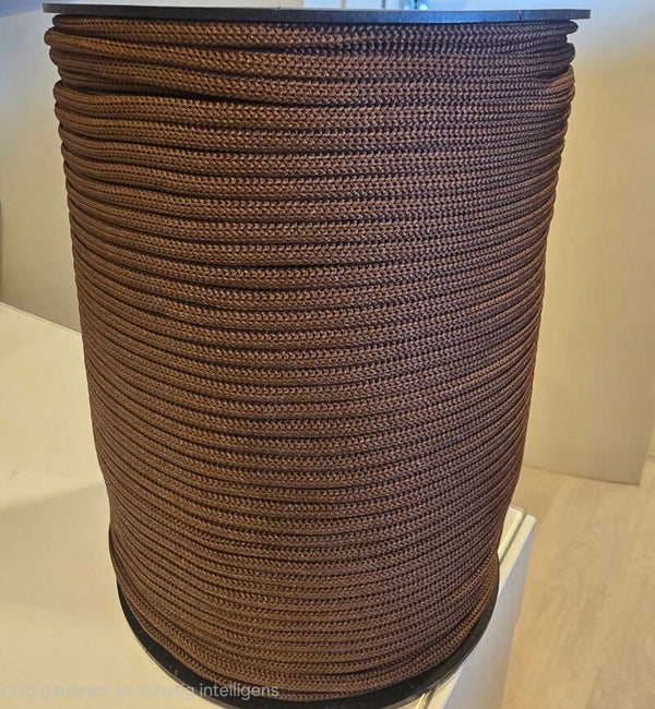 Polyestertråd 4 mm Dark brown, nr 8