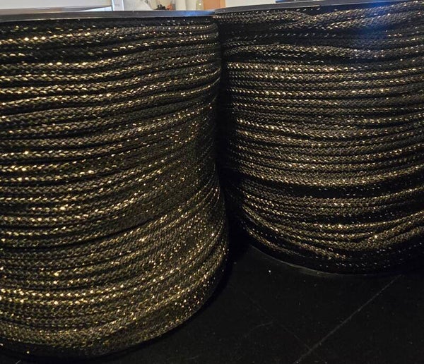 Polyestersnor 6 mm Svart med gulltråd