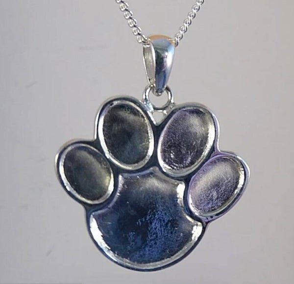 Loved 1 necklace pendant and necklace