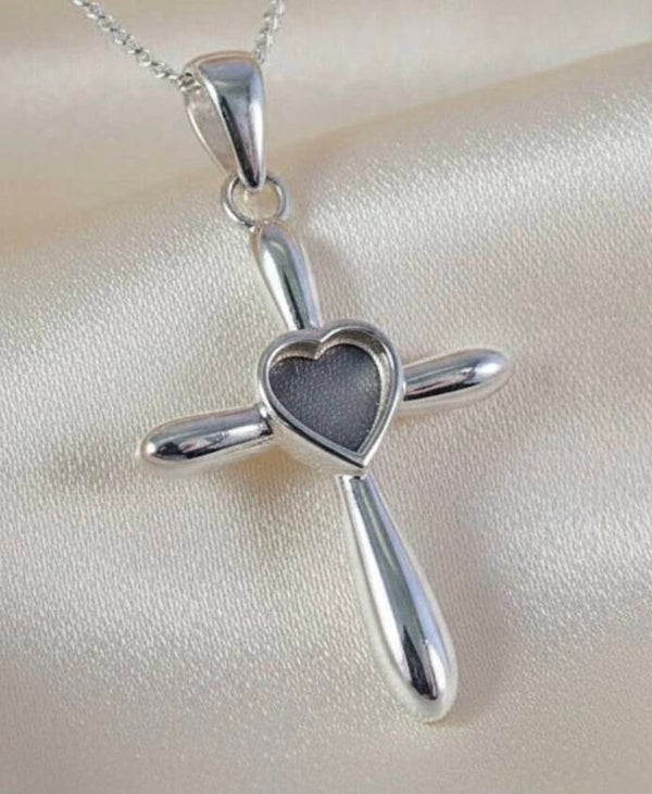 Loved 1  pendant and necklace
