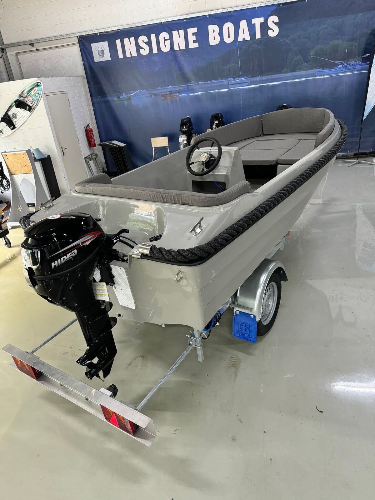 Gentle 435 Sloep/Console Vaarklaar Nieuw !! | insigne boats