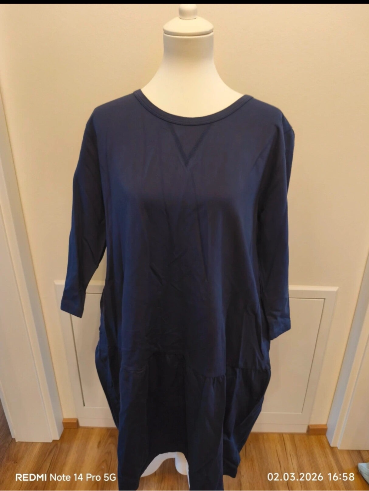 Kleid Größe 46