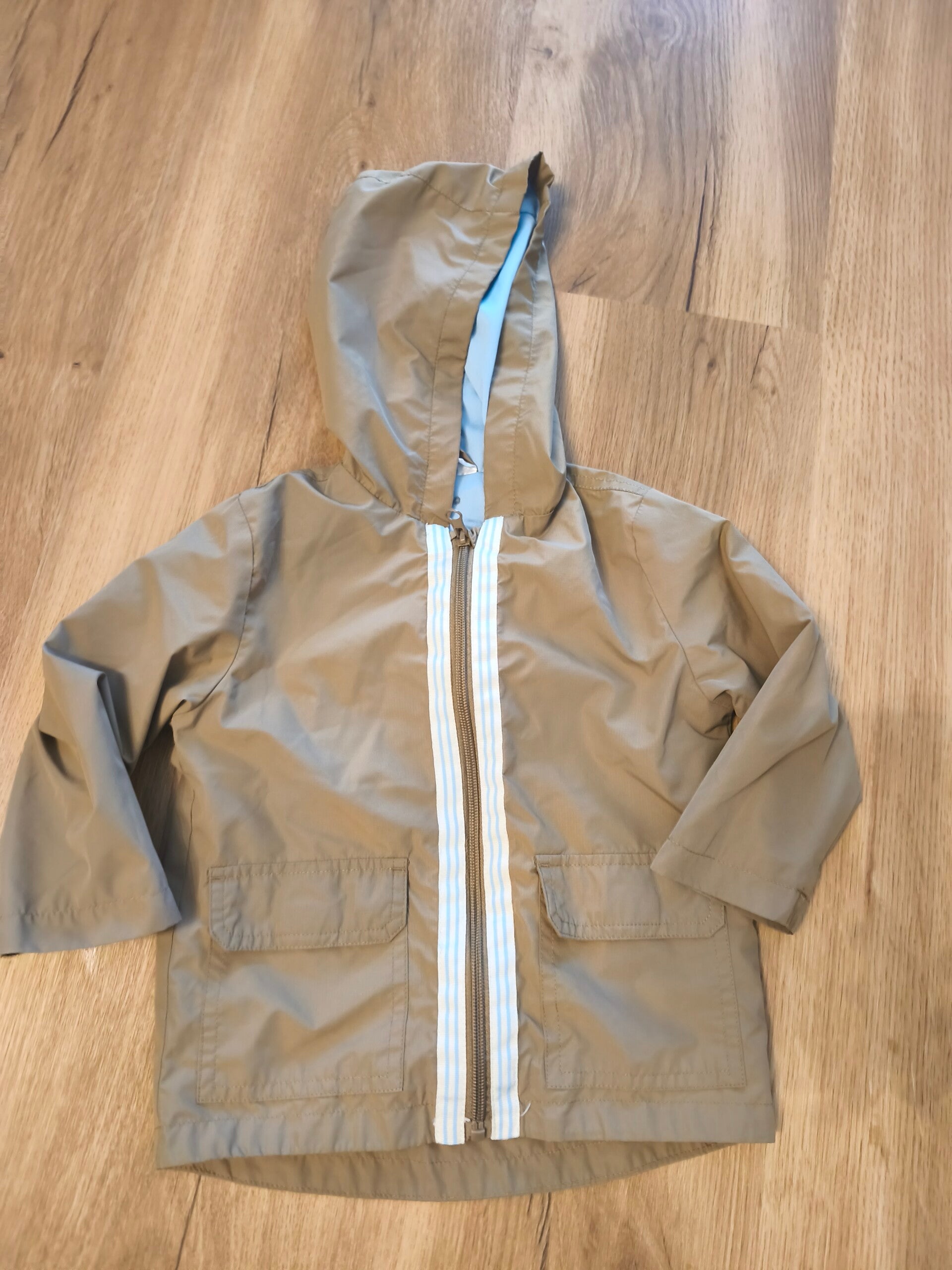 Windjacke/Leichte Jacke Größe 86 Jungs