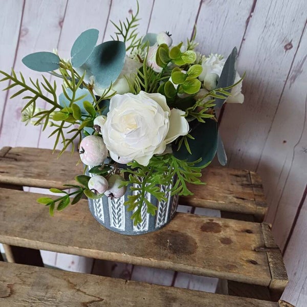 Allerheiligen stuk in wit grijze tinten