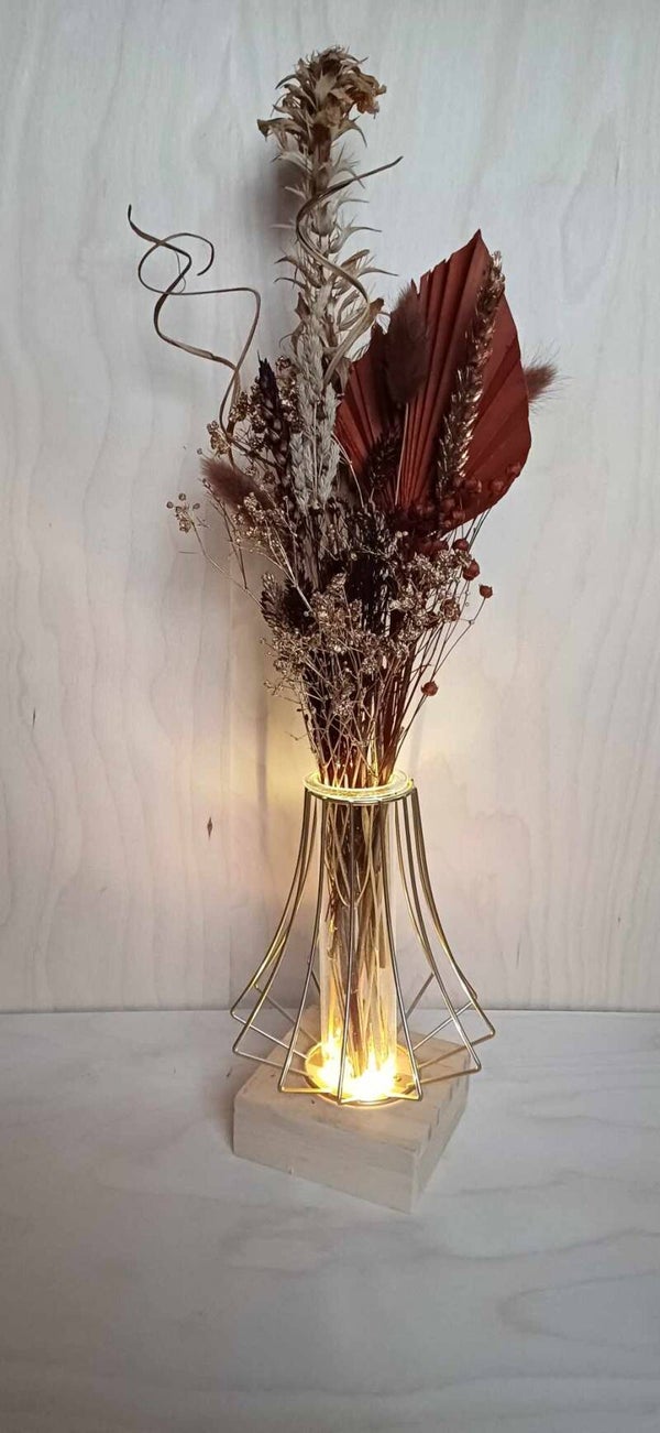 Gevulde vaas met led lichtjes