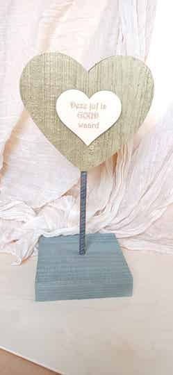 Juf bedankje gouden hart staander