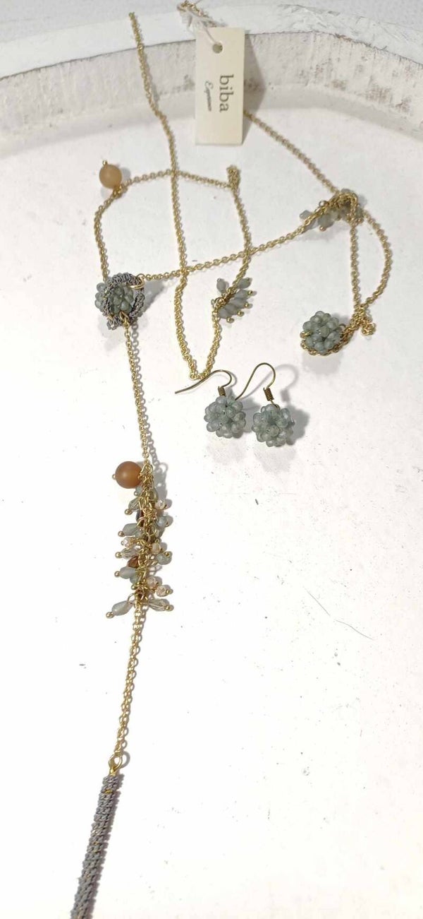 Ketting met bijpassende oorbellen biba