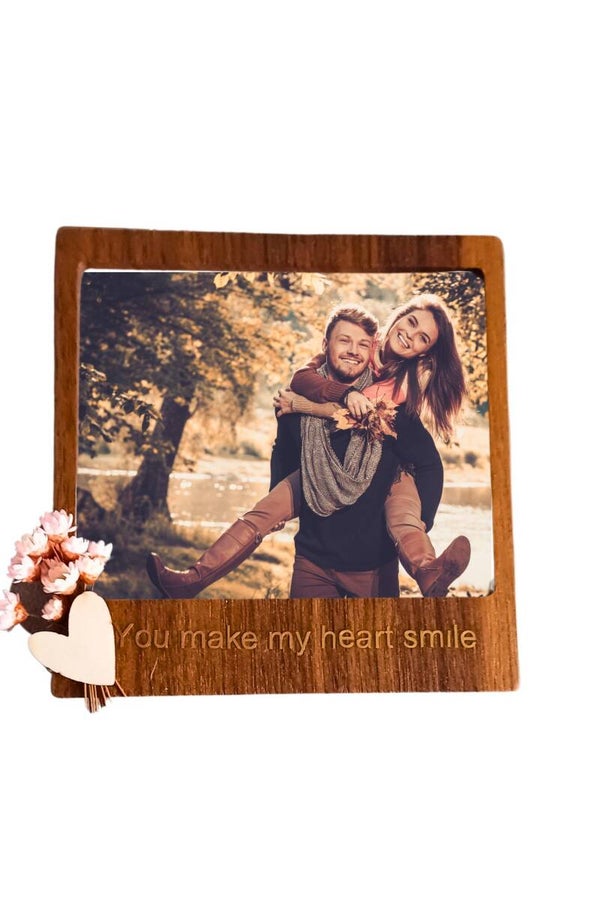 Houten Valentijn kader met bloemen