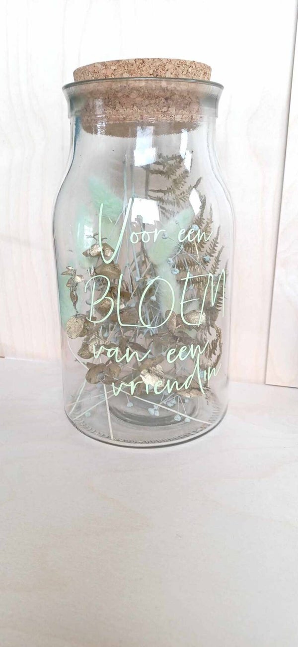 Voor een bloem van een vriendin