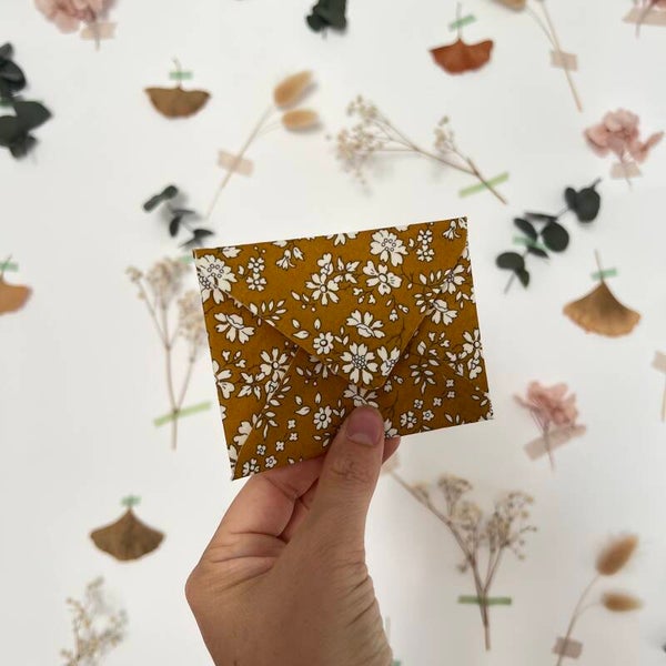 Enveloppe en liberty, capel moutarde