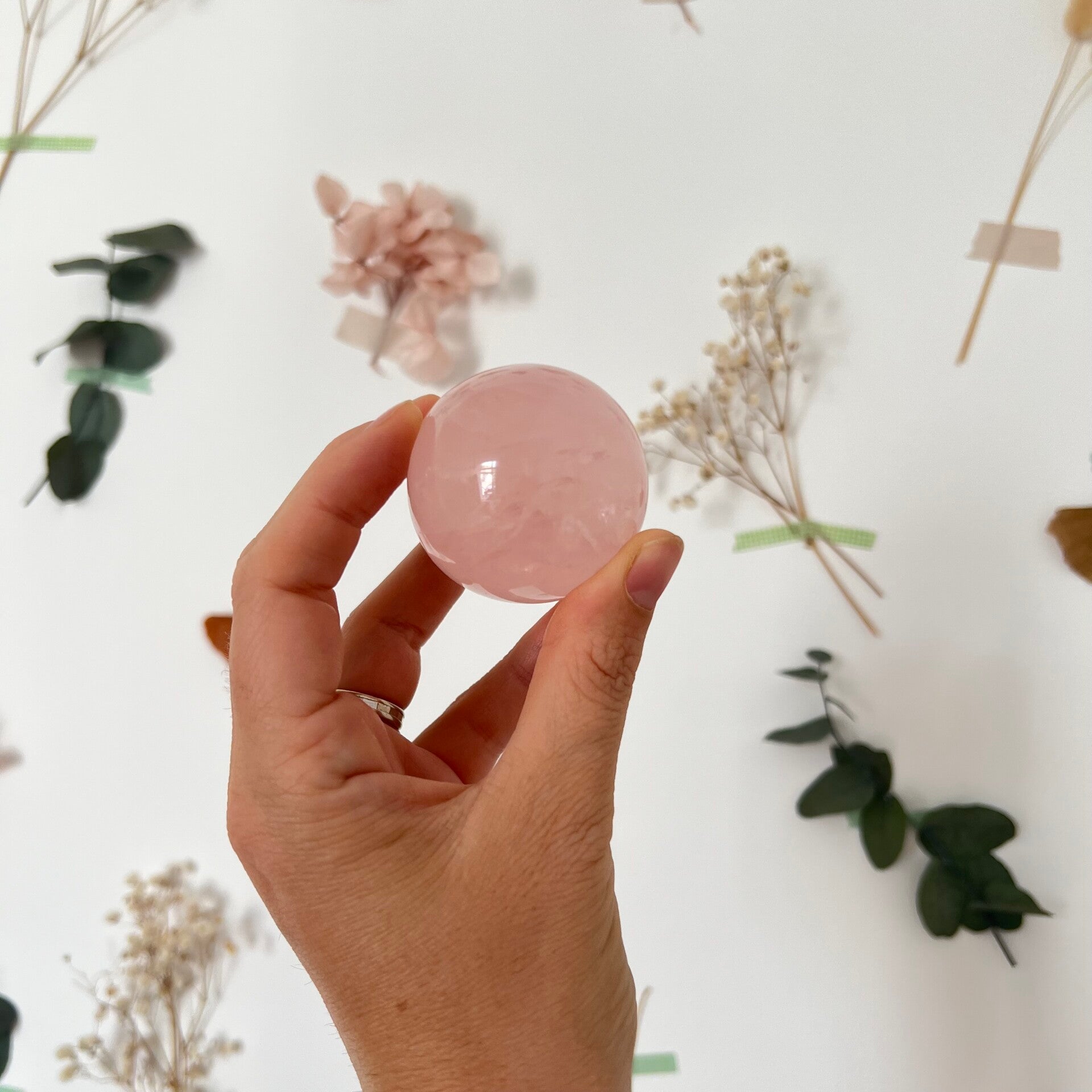 Quartz rose, sphère