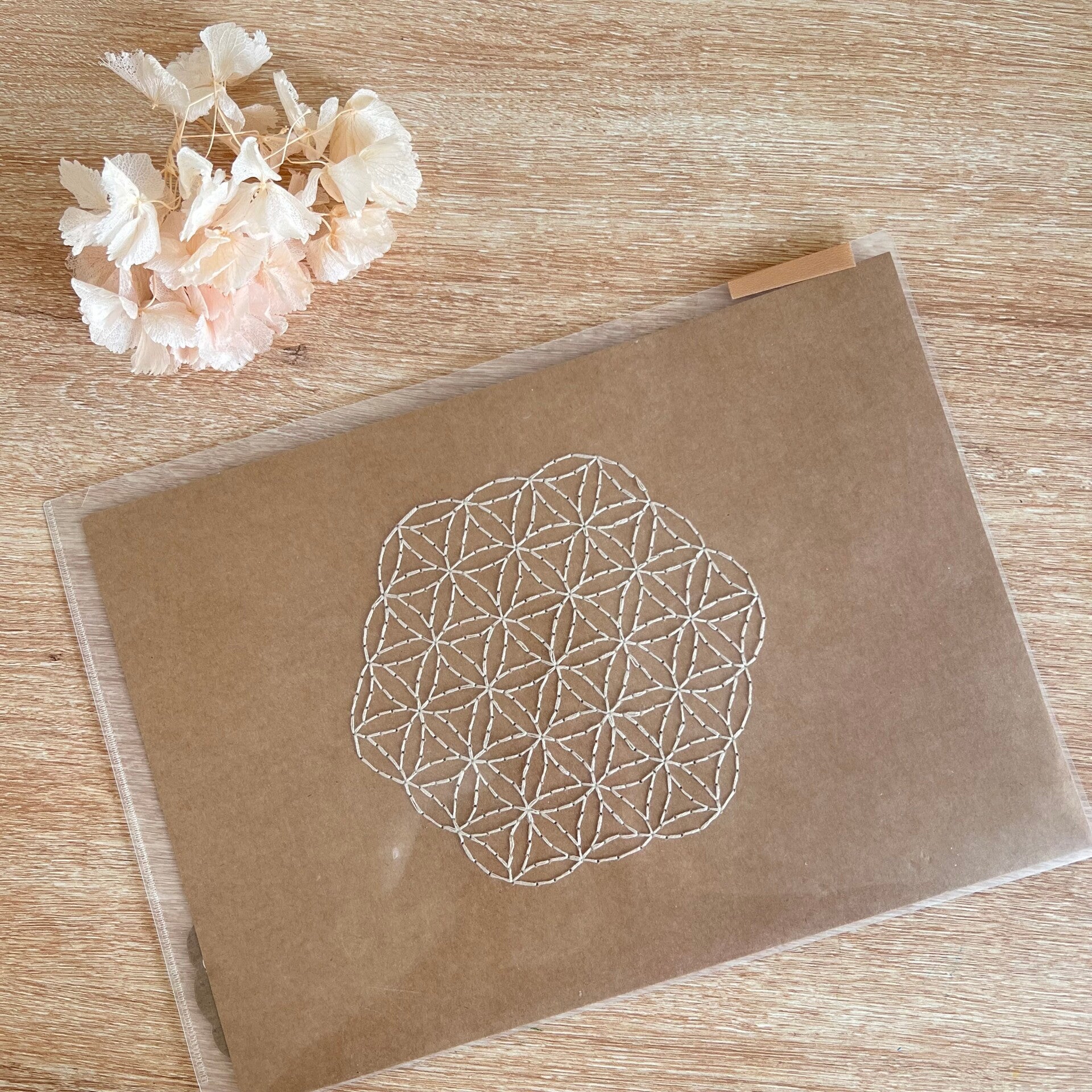 Broderie fleur de vie, affiche A4