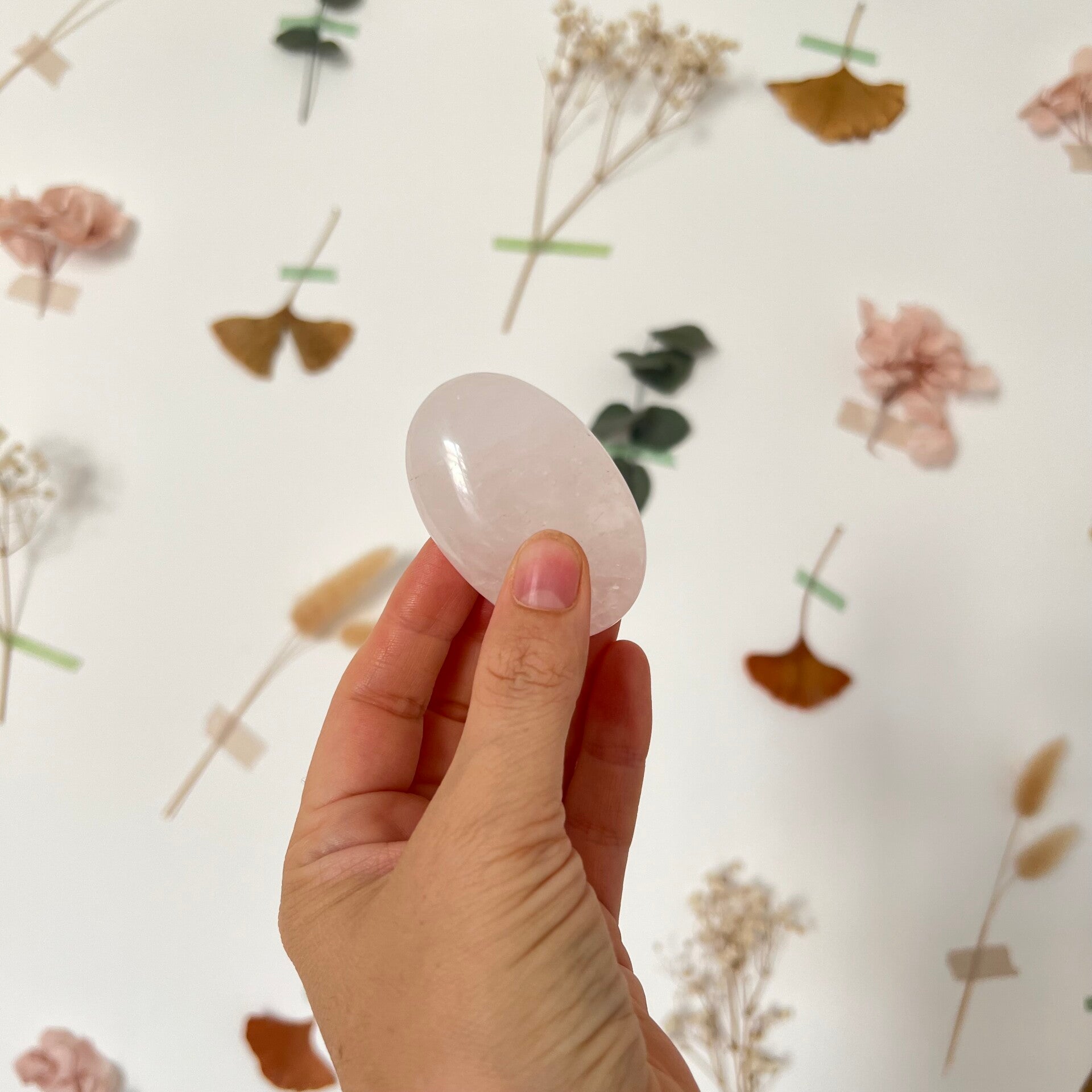 Quartz rose, galet de méditation