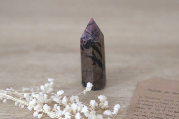 Rhodonite, pointe