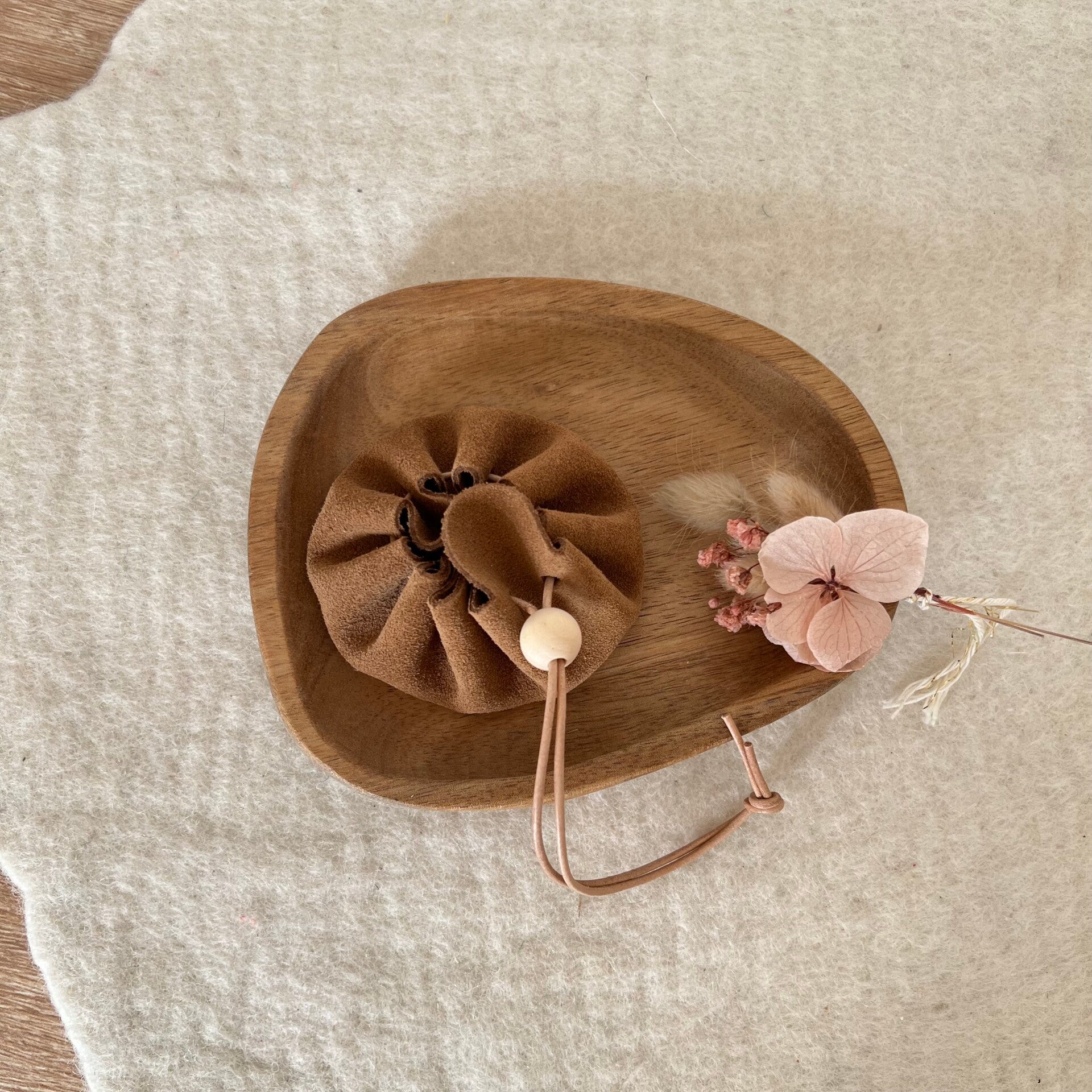 Pochette en cuir, caramel