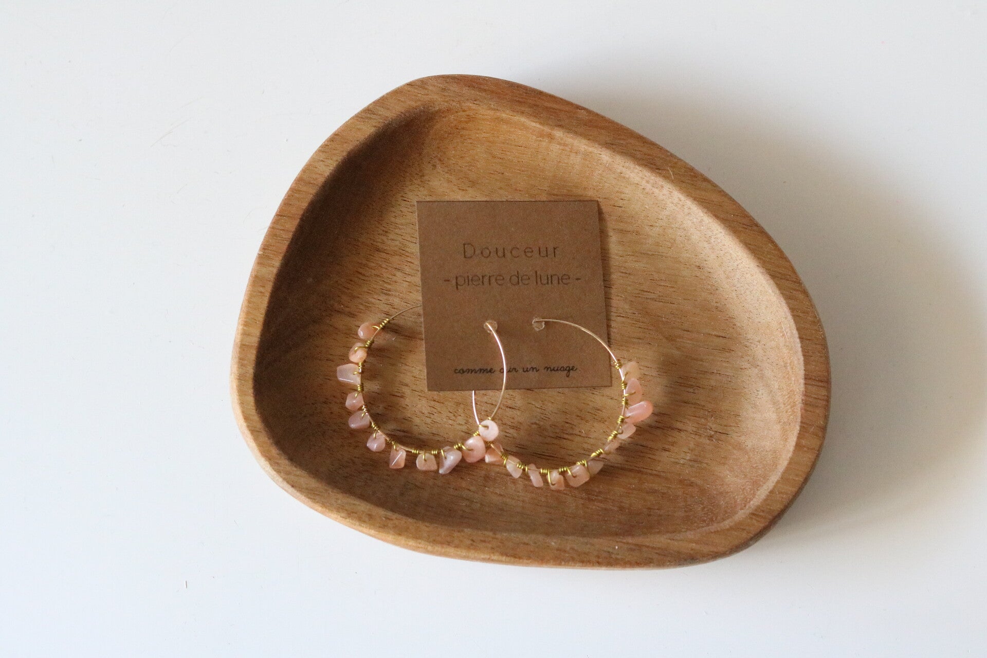 Pierre de lune, boucle d’oreille