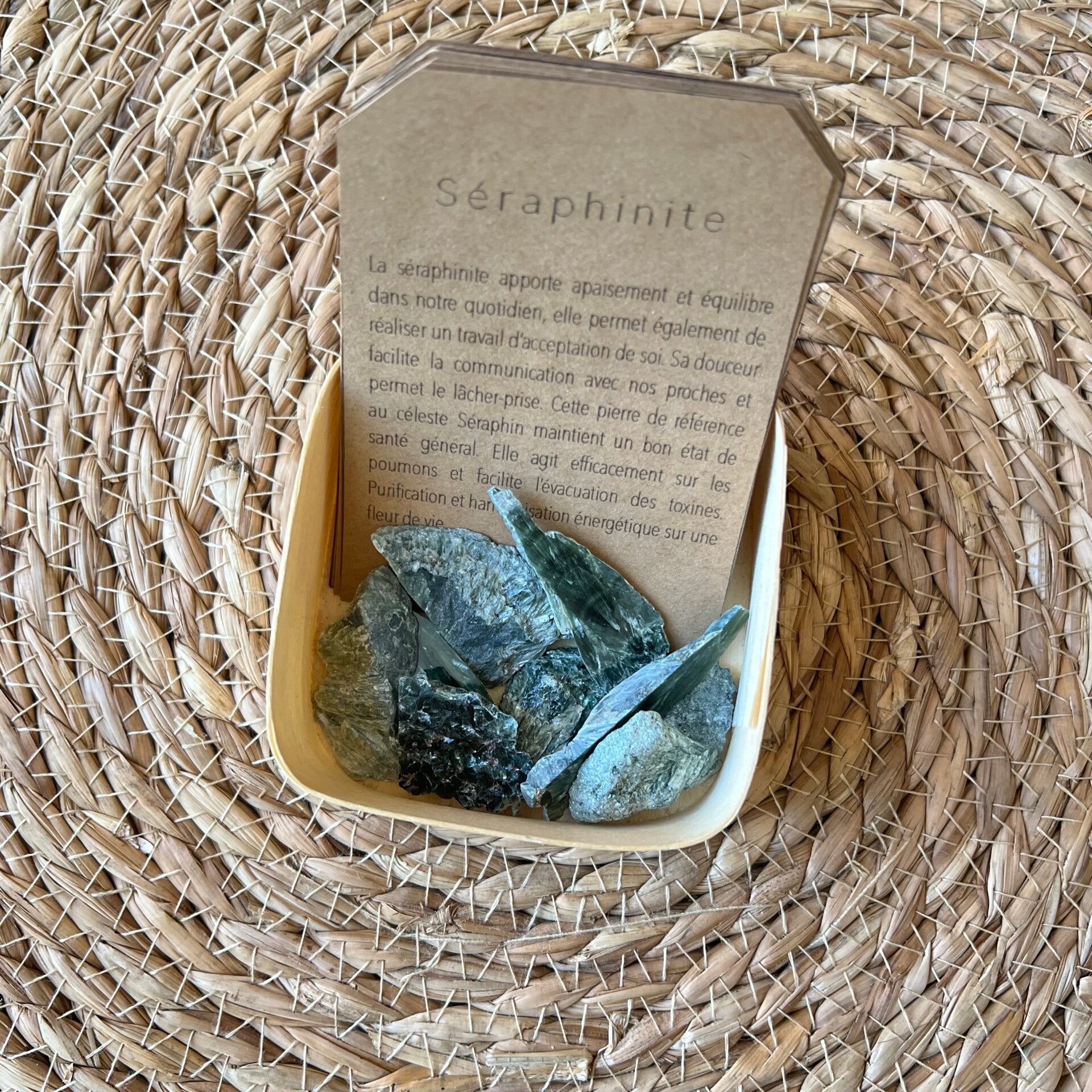 Séraphinite, pierre roulée